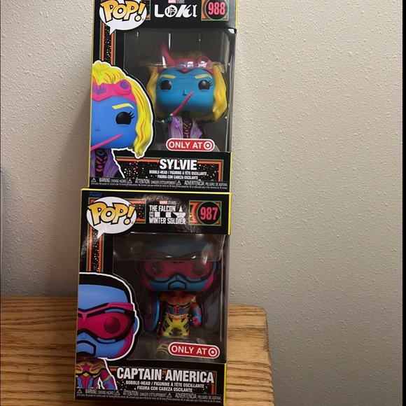 Marvel Blacklight Funko Pop - Picture 1 of 5